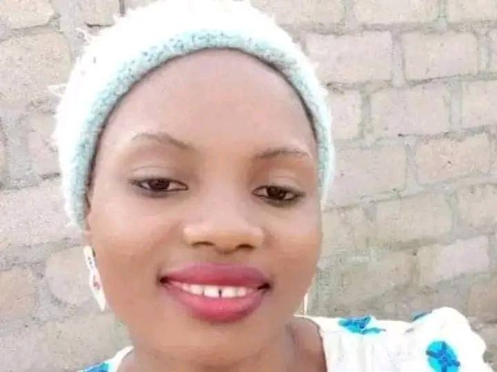"Yesu shi ne mafi girma."
The words that got Deborah Samuel Yakubu killed.
"Jesus is the greatest.O...