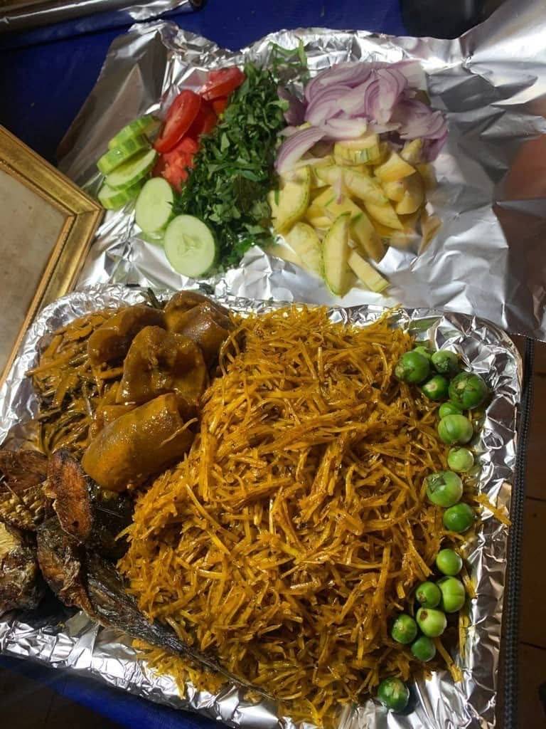 Come have the yummy ๐ taste of African salad ๐ฅ
Lunch is ready