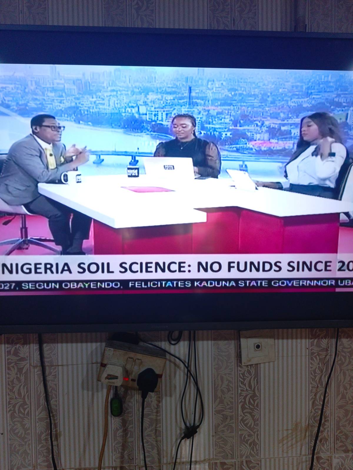 Let our soil scientist 🥼 get paid.