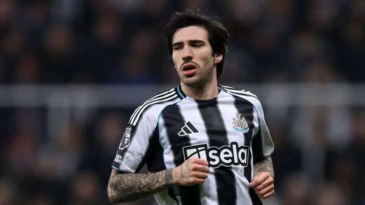 Newcastle reject selling Sandro Tonali amid Chelsea and Man United interest. The club insists the It...