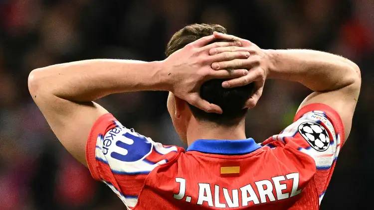 Julian Alvarez has been tipped as Barcelona’s ideal No. 9 despite two-month goal drought for Atletic...