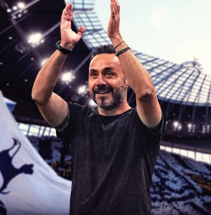 Roberto said: “I am delighted to be joining this fantastic football club, which is one of the bigges...