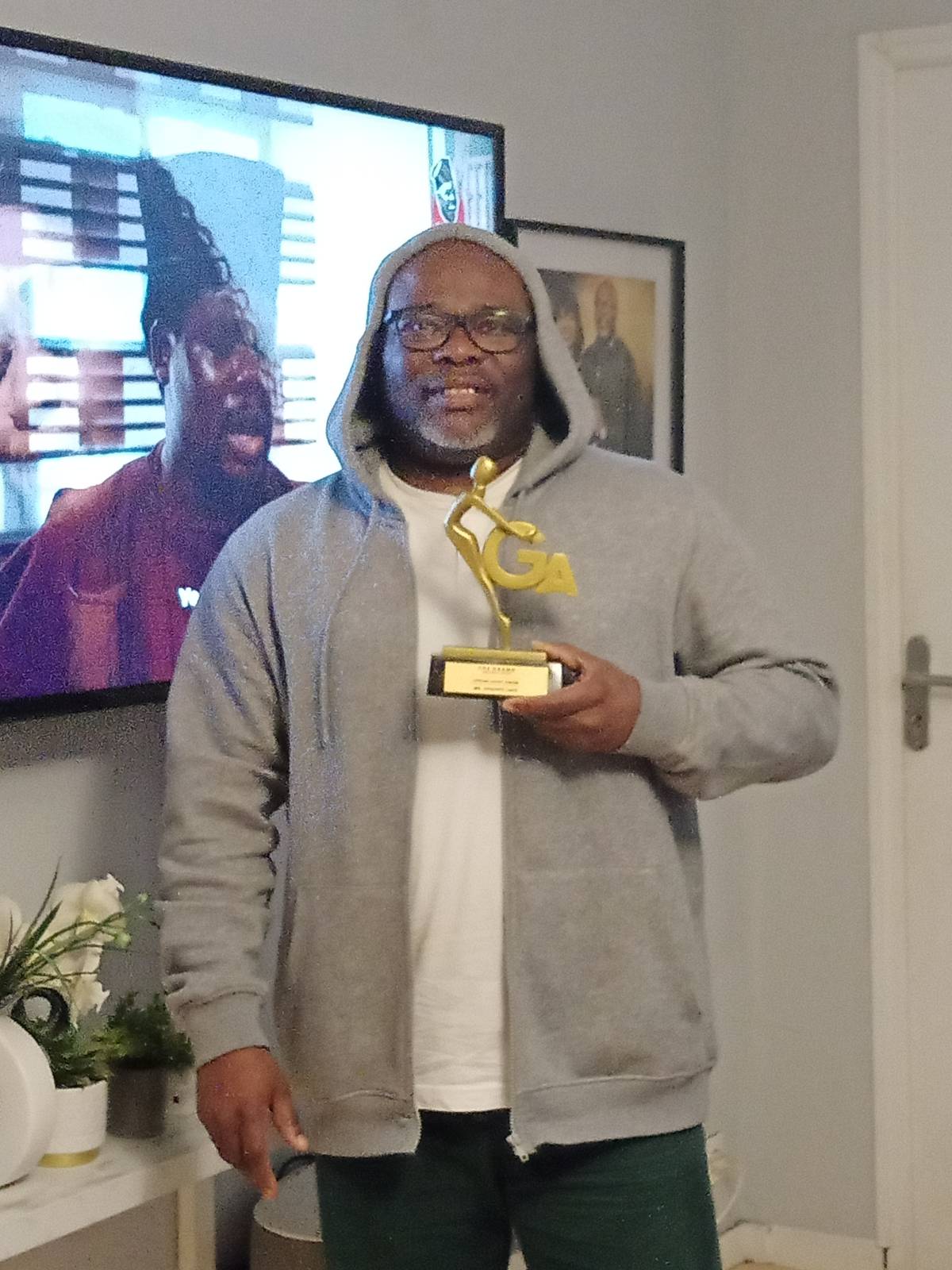 🎊✨Only God Can Do It✨🎊
The prestigious Lifetime Legacy Award has finally reached me here in Fran...