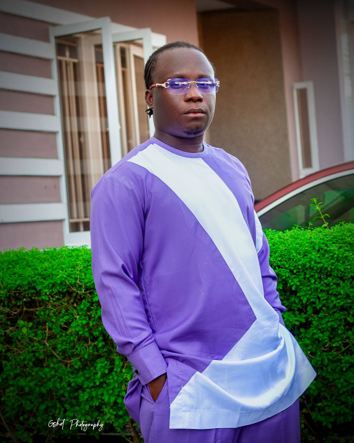 Na me be this...
What else do you want to know?
Follow me, I will follow you back