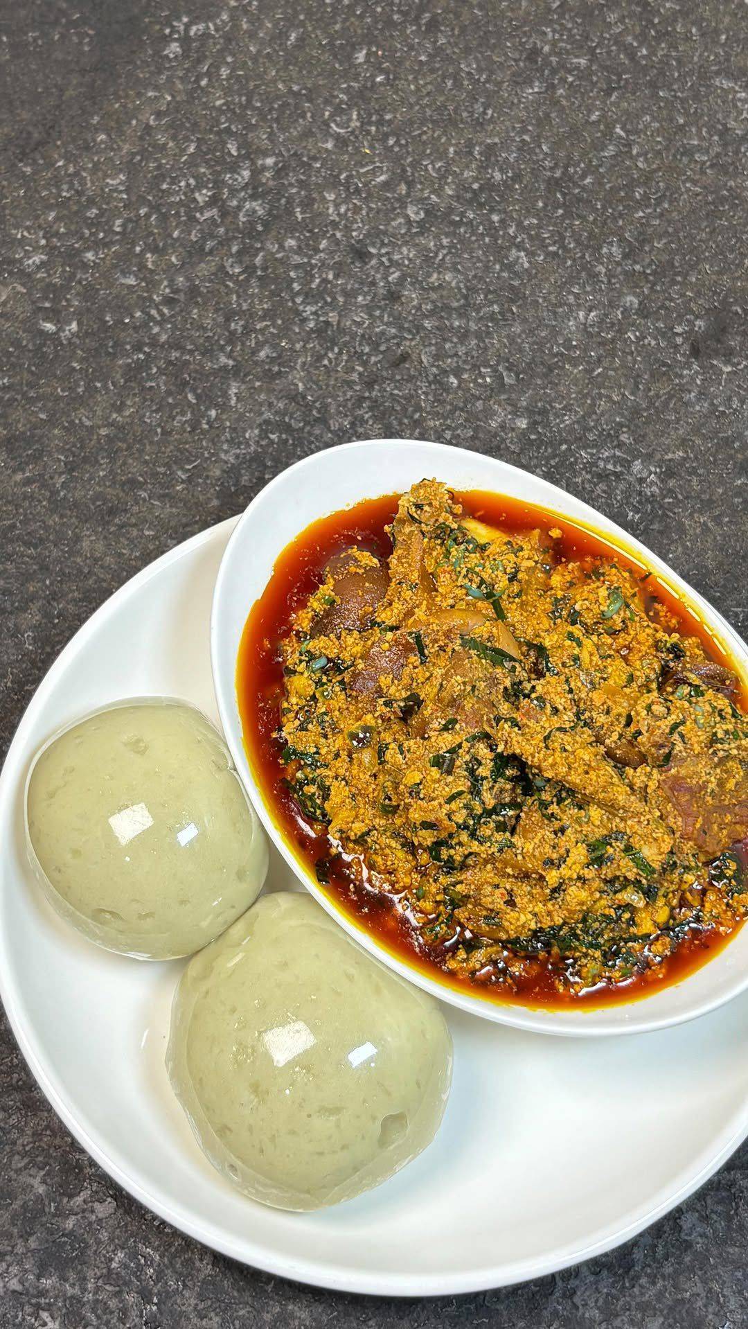 Lunch time....
Who's joining me?
