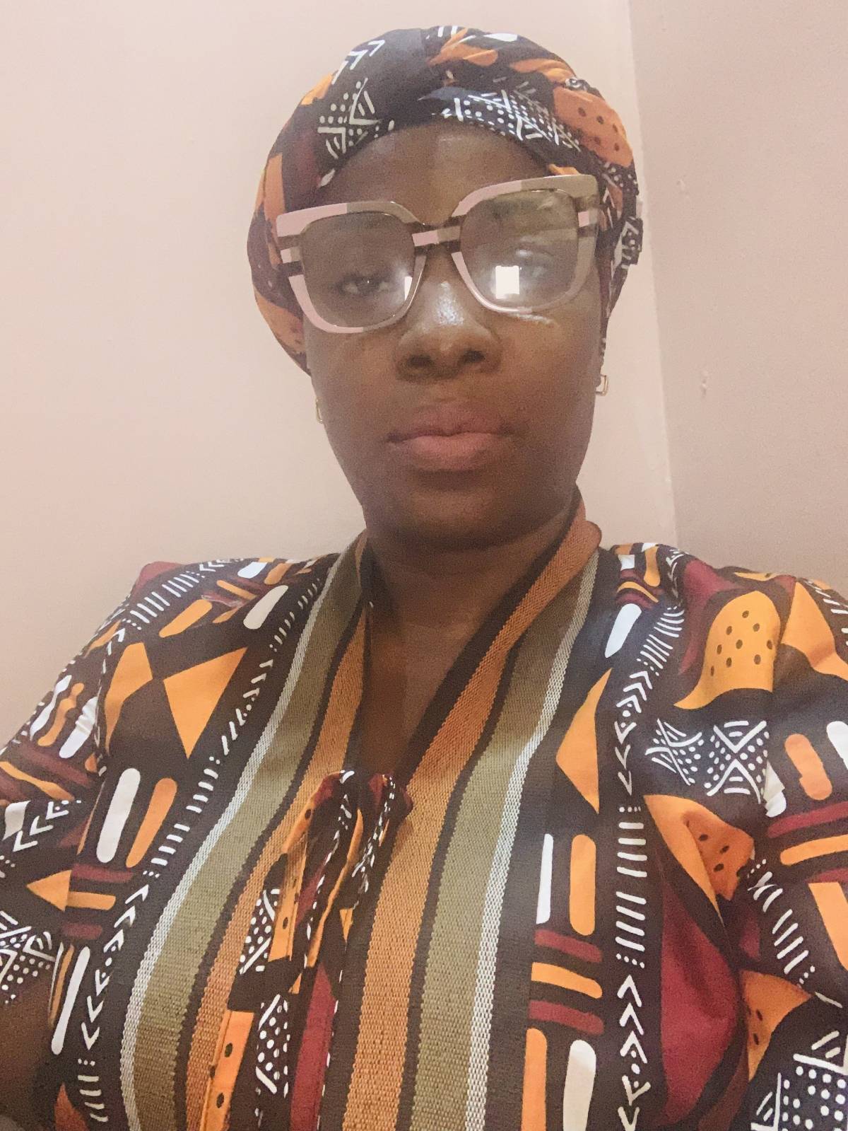Here I am
Just the way I am
Let's explore
Let's mingle
Let's be real
Loads of ๐๐๐