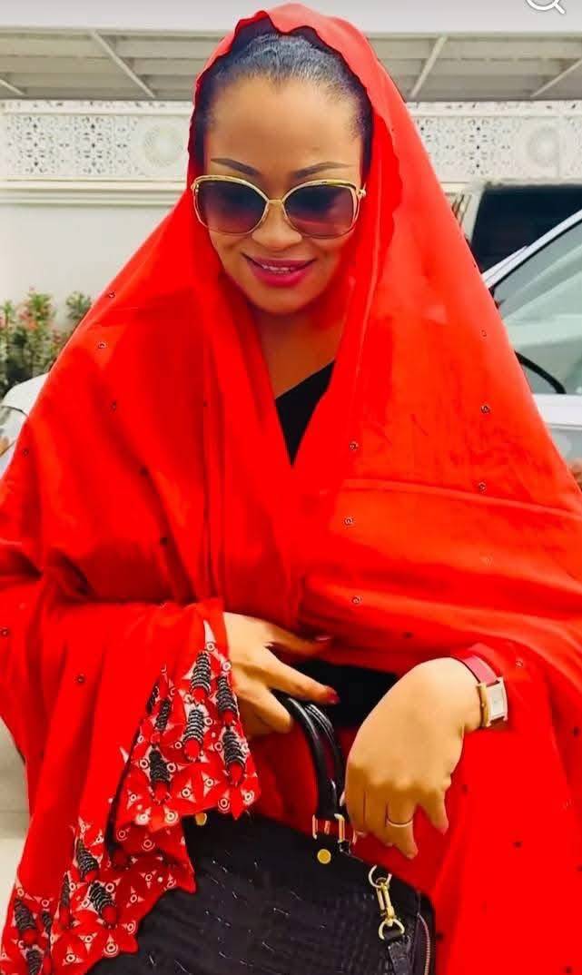 We all agree that she is the best senator of the federal republic of Nigeria. God fearing, Humane ,...