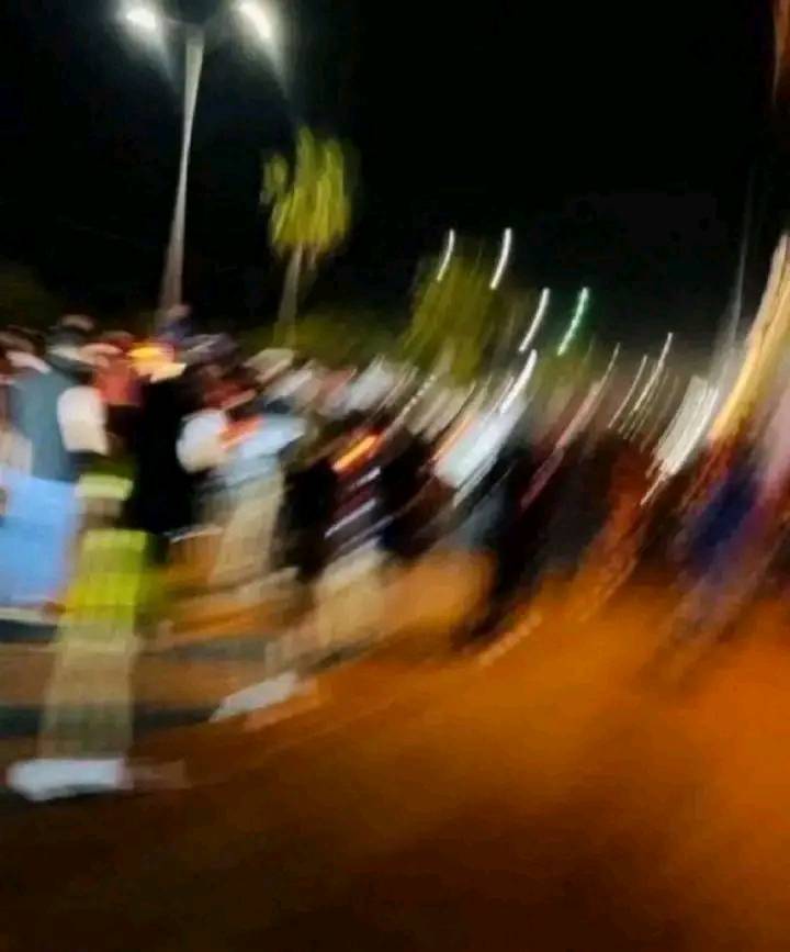 "Are you the first man to train a lady in school?"
Your eyes ๐๐๐