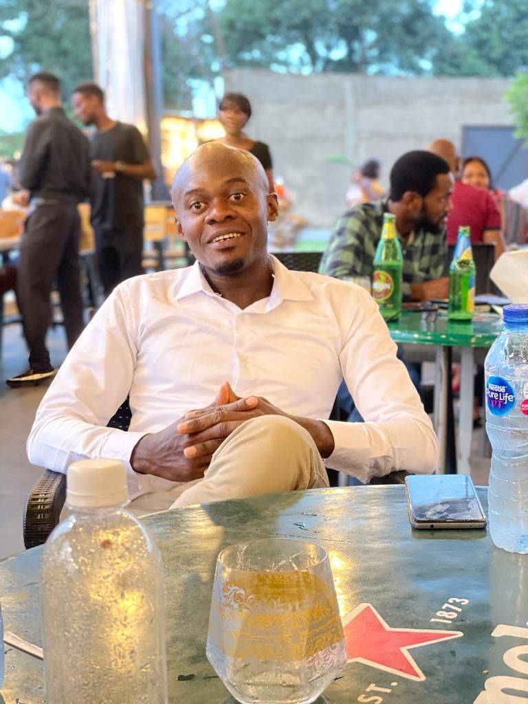 My country people, my fellow Naija people, my fellow Africans! Body just dey totori me on top this o...