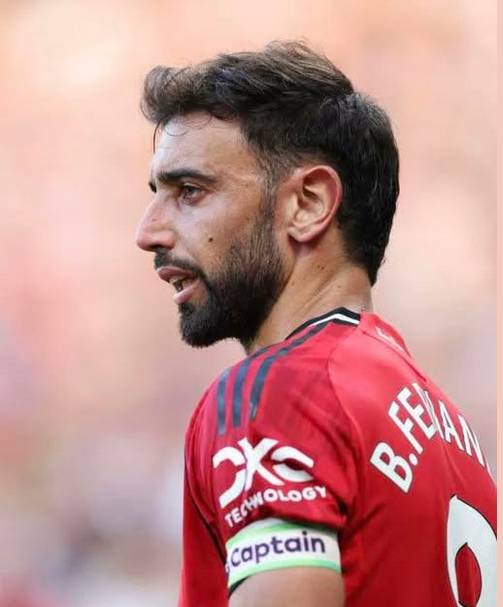 ππππ
πππππ: Bruno was OPEN TO JOINING to Al-Hilal and Man United were open to SELLING. π£ππ»
They we...