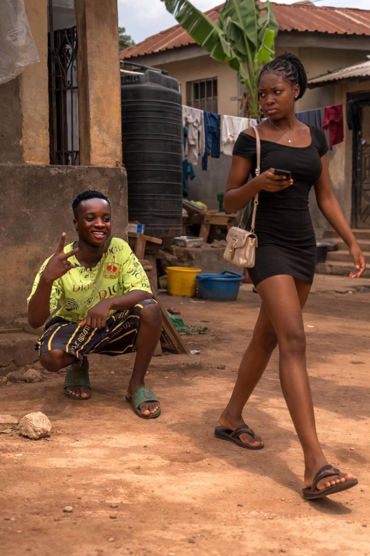 I kișsed my landlord daughter in my dream last night, she saw me this morning and pretended as if no...