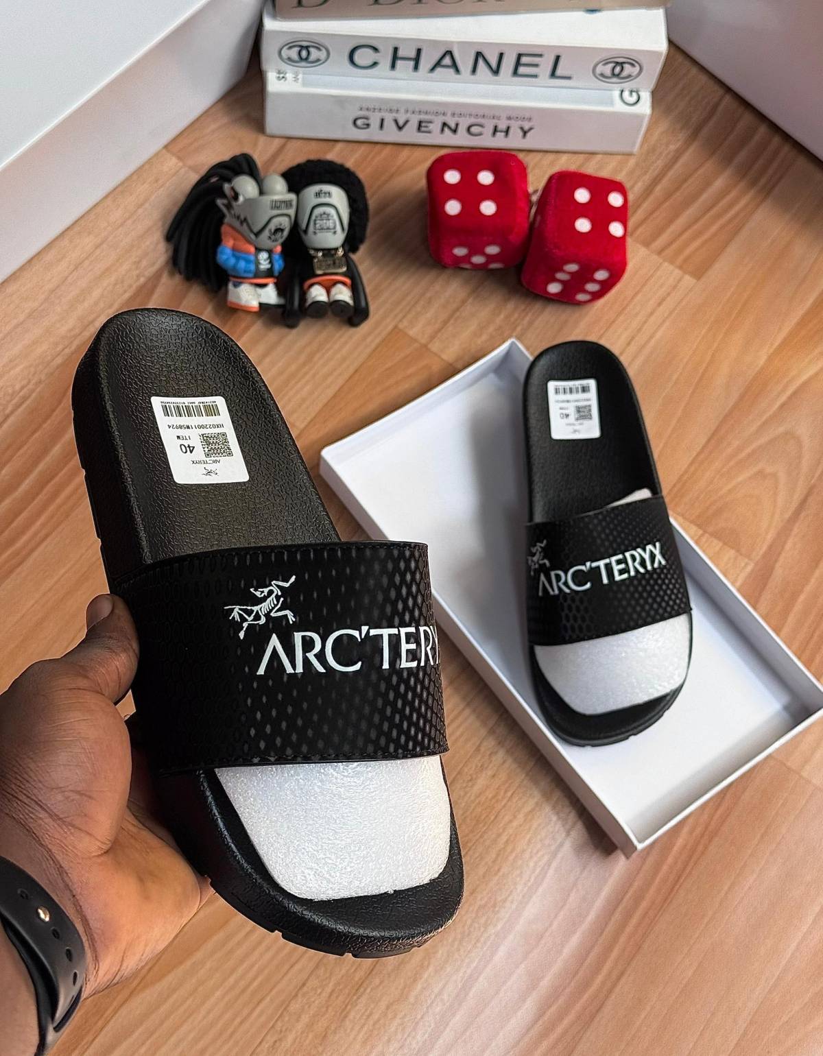 *Available Now 🔥*
*Size: 38 - 46✅*
*Price: N35,000 Last.*