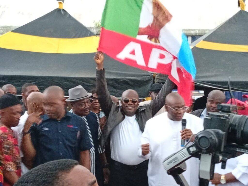 Abia lawmaker dumps PDP, joins APC