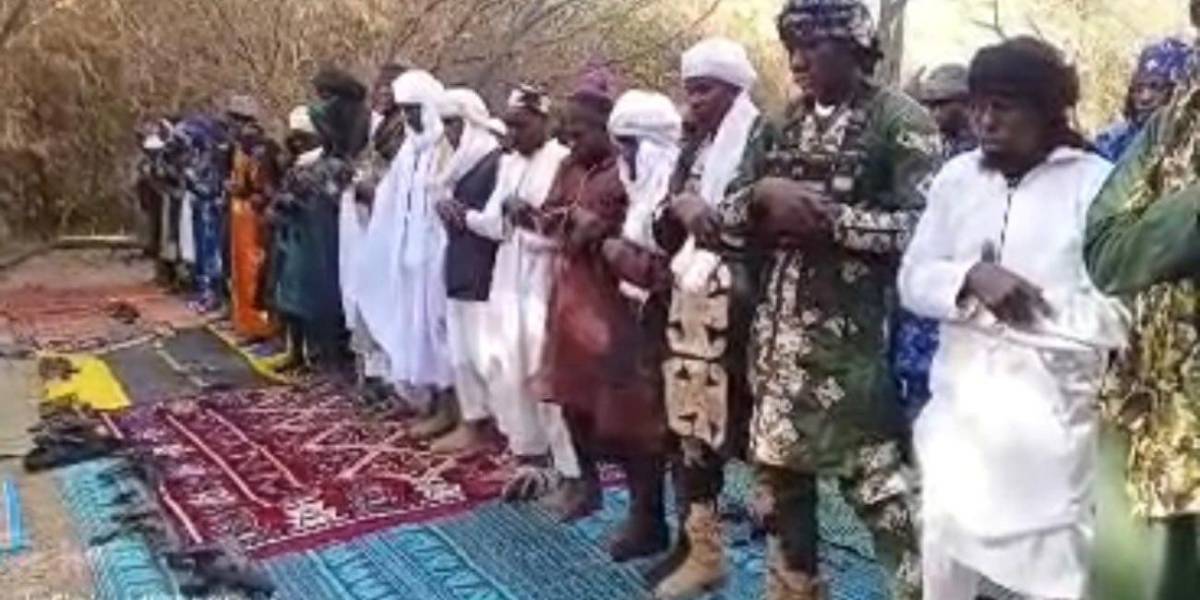 Hundreds Of Boko Haram, ISWAP Terrorists Hold Eid Prayer In Lake Chad Region Of Borno After Maidugur...