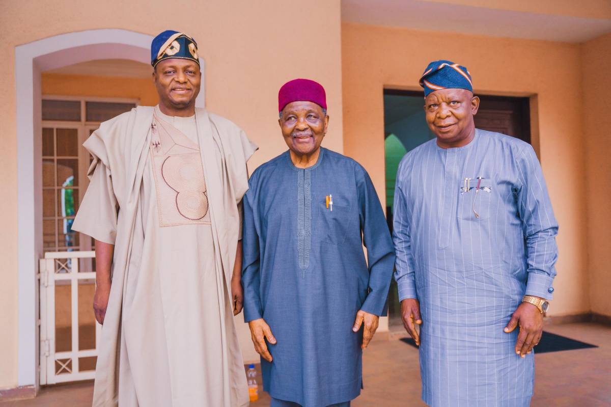 APC National Chairman Prof. Nentawe Yilwatda Paid Courtesy Visit to Former Head of State Yakubu Gowo...