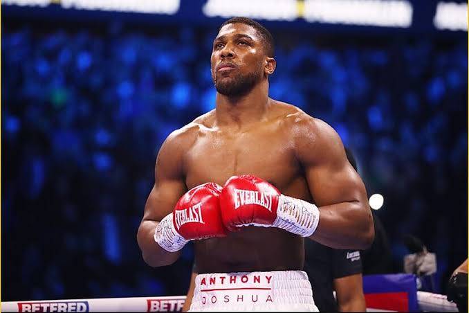 Anthony Joshua’s Family Supports His Return to boxing Despite Fears
~ His Uncle