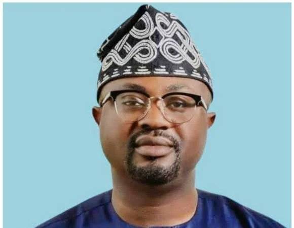 The Federal Government today said it would begin to distribute 50,000 mattresses to the Nigeria Corr...