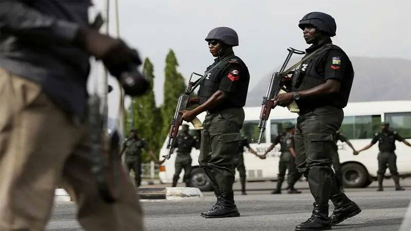 Pastor and wife arrested during church service for allegedly raping and impregnating 13-year-old gir...