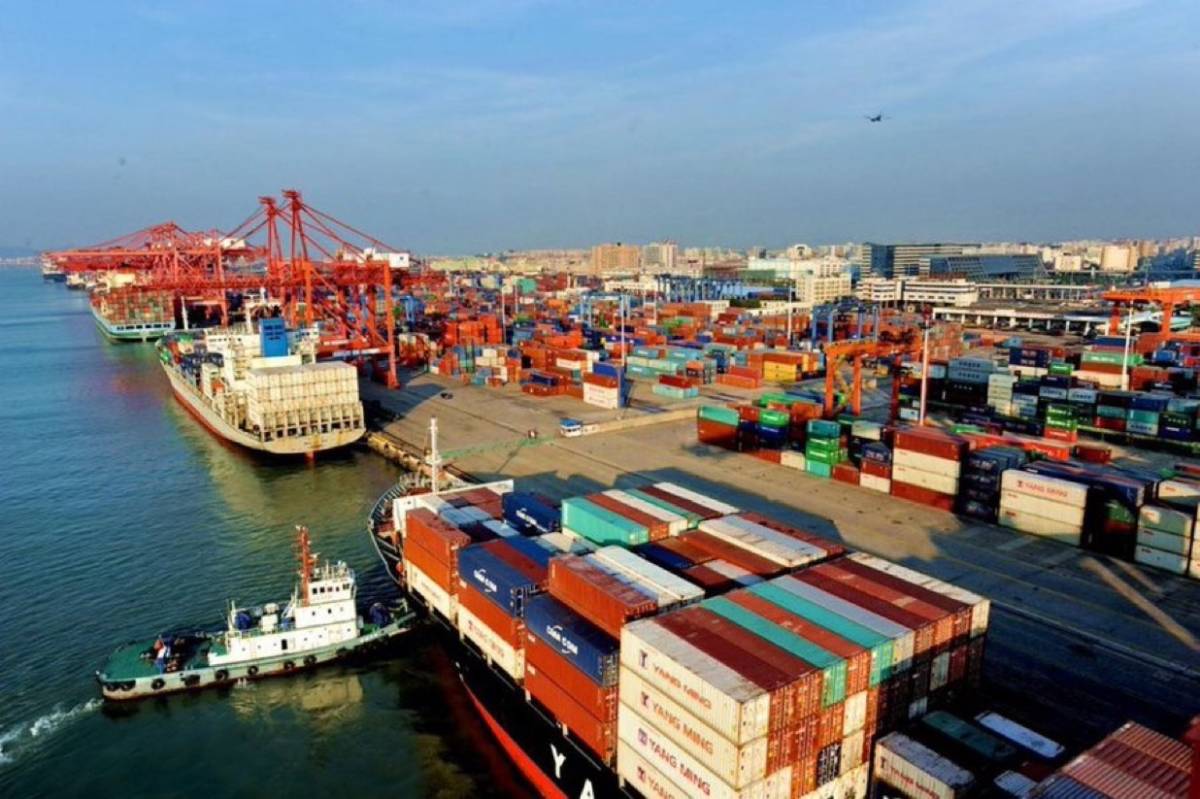 The Nigerian Ports Authority (NPA) has announced that 33 vessels carrying petroleum products, food s...
