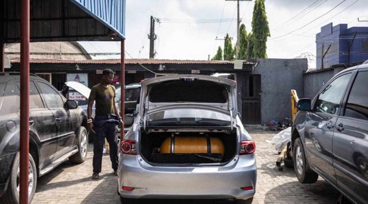 Petrol ⛽️ Price Hike: President Bola Tinubu Orders Deployment Of 100,000 CNG Conversion Kits Nation...