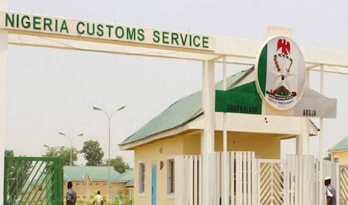 Customs intercepts N6.38bn expired drugs, codeine and security gear at Apapa port