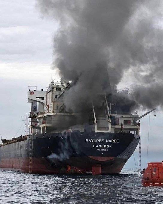 Iran strikes Thai ship attempting to pass through the Strait of Hormuz after USA President trump war...