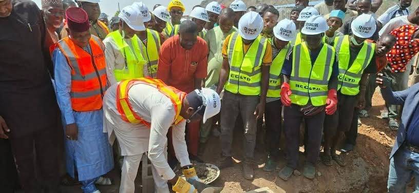 Taraba State Governor Agbu Kefas has flagged off the construction of Livestock Service Centre in the...
