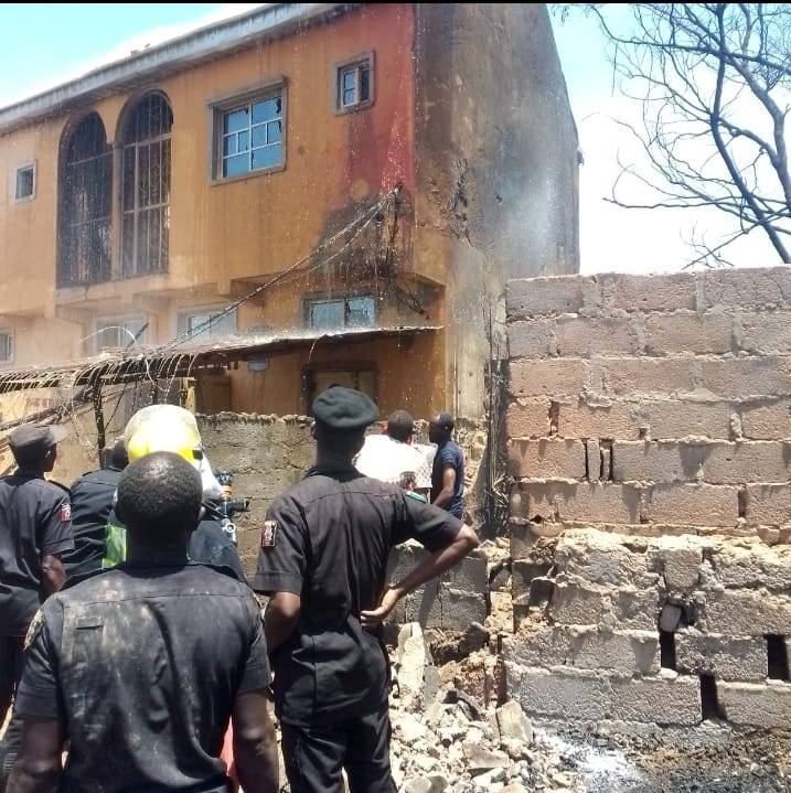 A fire outbreak has destroyed three residential buildings in the Gaida area near Fatima Bread in Kum...