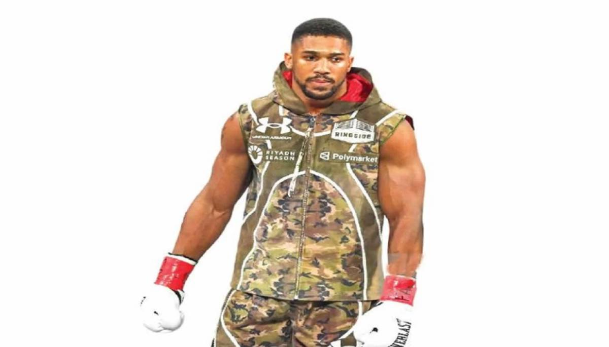 Anthony Joshua has stepped up his preparations for a summer comeback by returning to full training c...