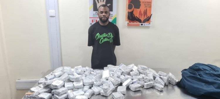 Operatives of the National Drug Law Enforcement Agency (NDLEA) have seized over 700,000 tramadol pil...