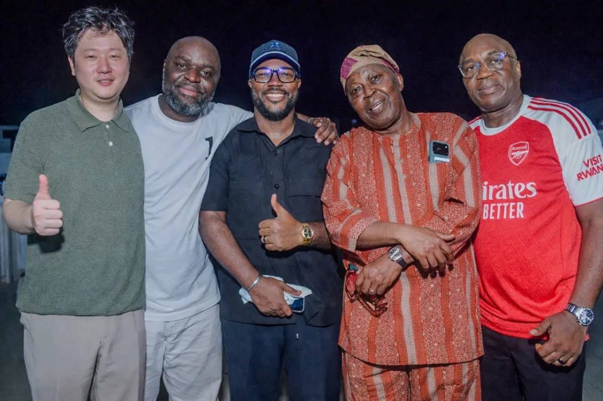 Skypixels, an indigenous tech company, has unveiled Nigeria’s first large-scale drone light show, us...
