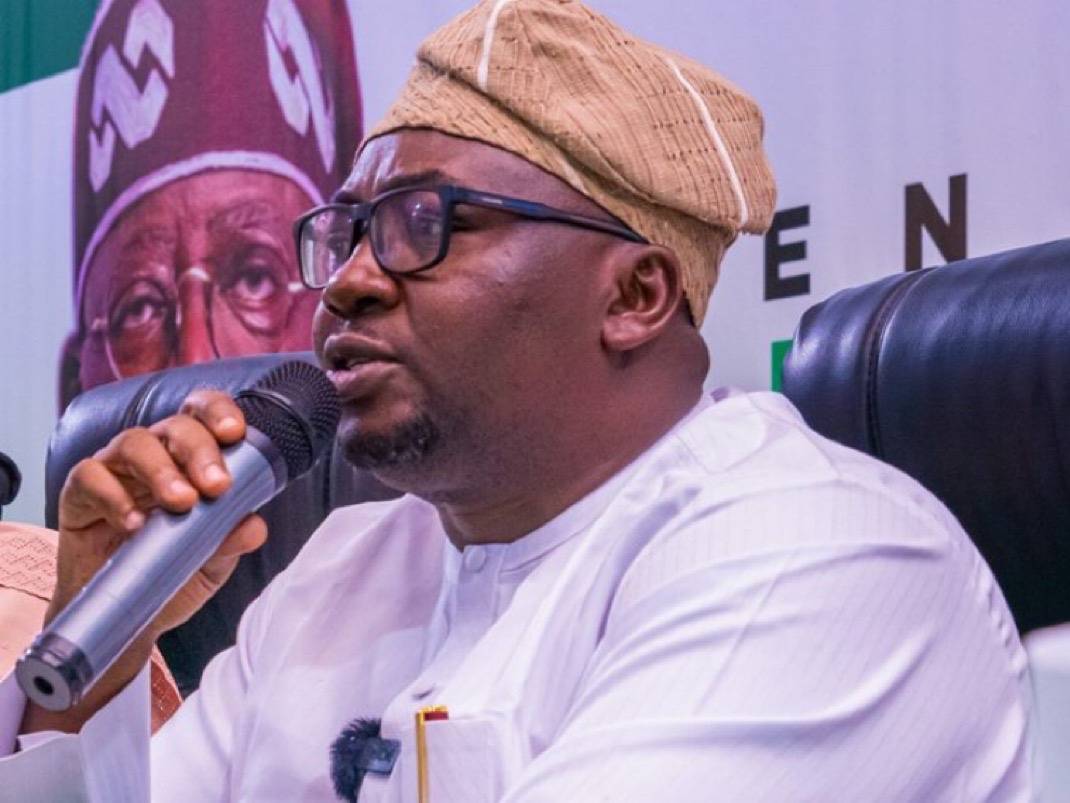 We’re on it. Give us two weeks
~ Nigeria 🇳🇬 Power minister begs Nigerians over blackout