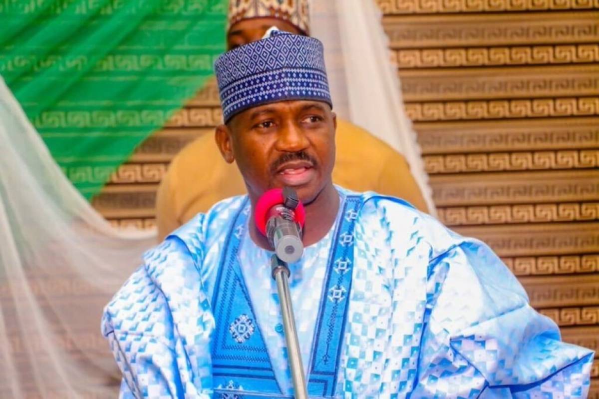 Sokoto State Governor, Ahmed Aliyu, has announced plans to reward punctual and dedicated civil serva...