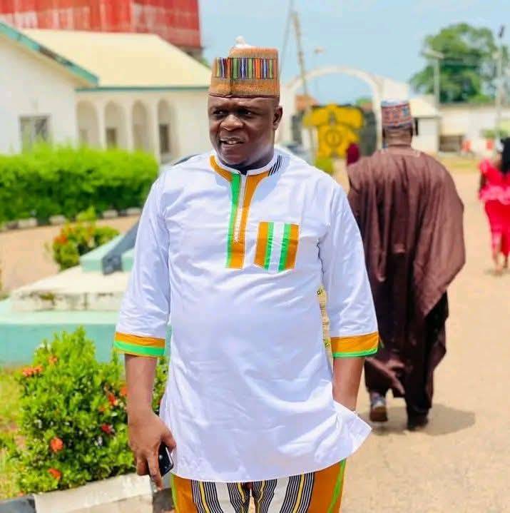 The Kogi State University lecturer, Anselm Ahman Victory Ojodomo has slumped and died in classroom