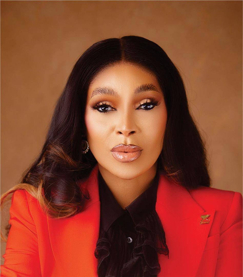 Zenith Bank just posted over ₦1 trillion in profit again. Profit after tax: ₦1.04 trillion
Gross ear...