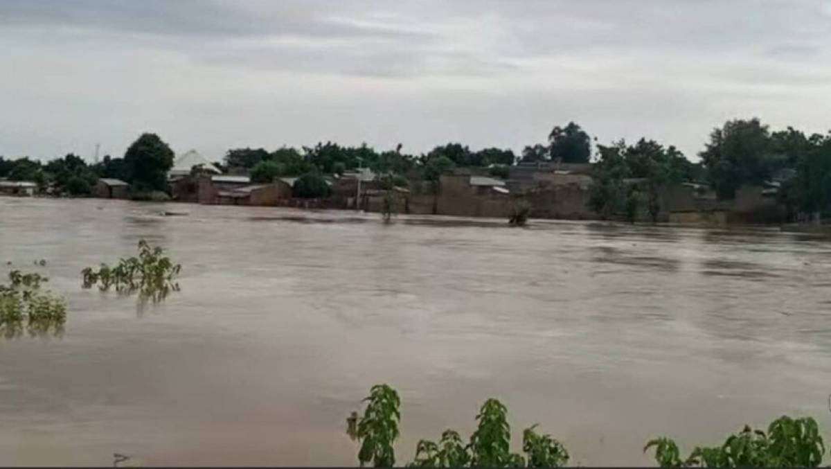 The Federal Government has warned that several locations across 10 states may experience heavy rainf...