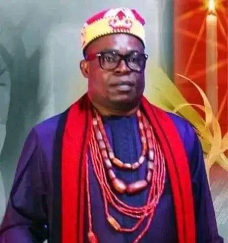 Gunmen on Friday night killed the traditional ruler of Ochia, Paulinus Ekwueme, alongside security o...