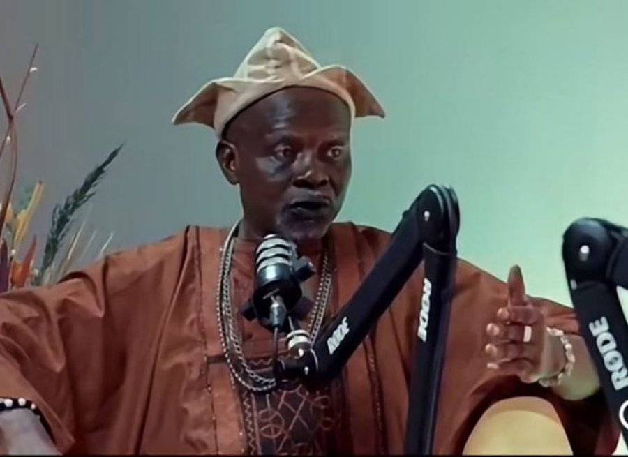 Nigerians have complained about every president except Murtala Muhammed, Musa Yar’Adua.

~  Murphy R...