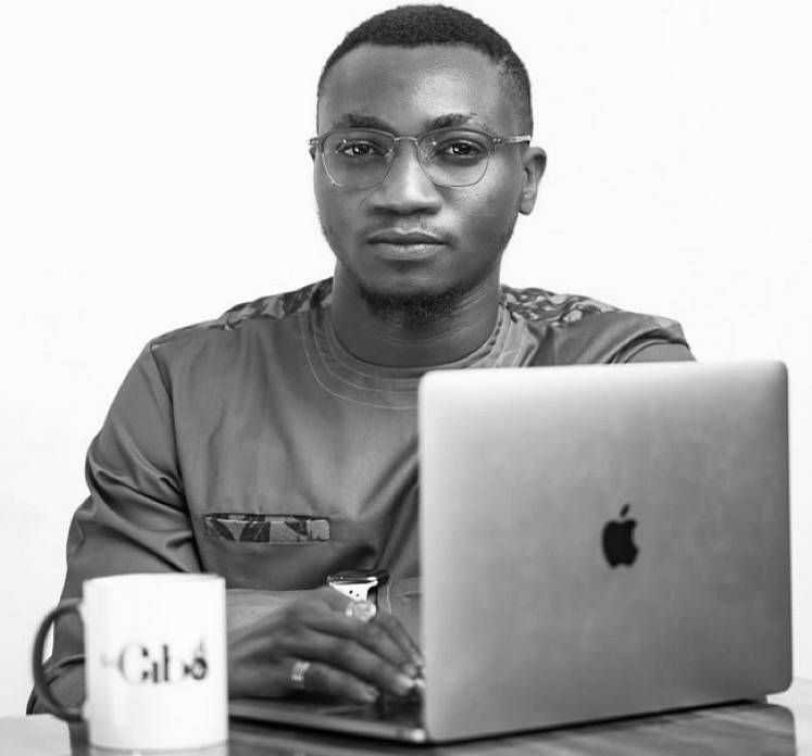 "PDP was there for 16 years, this man has only been there for 3 years. Let’s cut him some slack"
~...