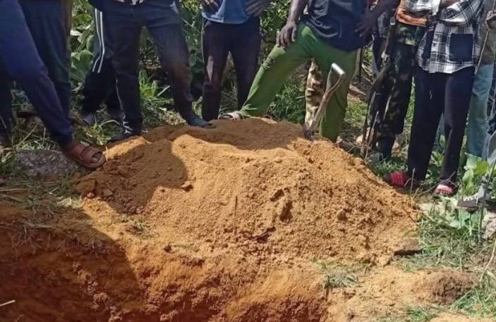 Gunmen ambushed and beheaded a 30-year-old man, Elisha Abbas Saku, at Riwhie-Chwo in Nzharuvo, Miang...