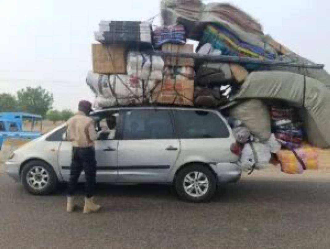 The FRSC intercepts overloaded vehicle on Bauchi–Kari road. How will someone load a car like this