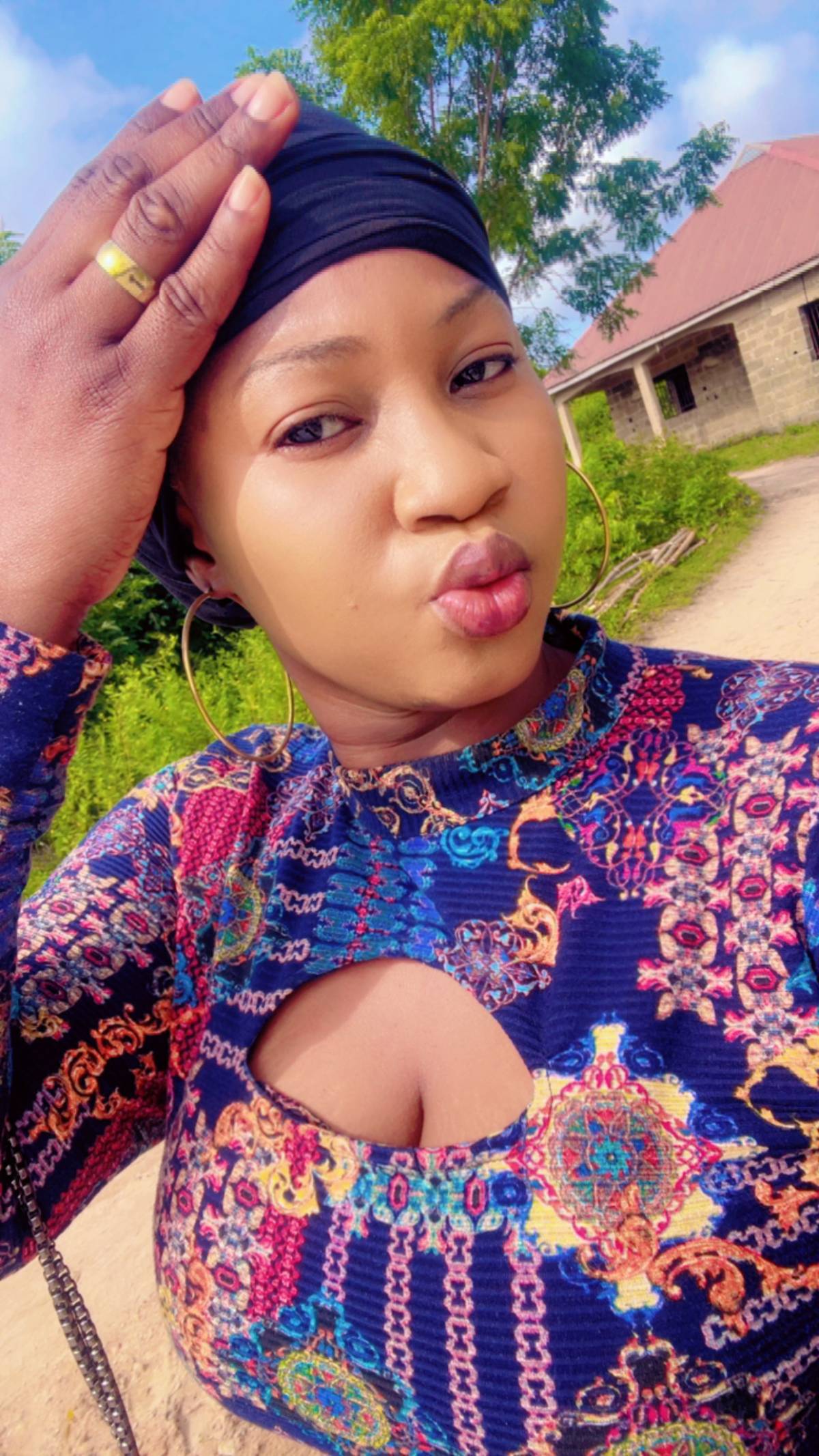 Happy Sunday to my Lekeelakians ❤️
Enjoy your day you all🫶