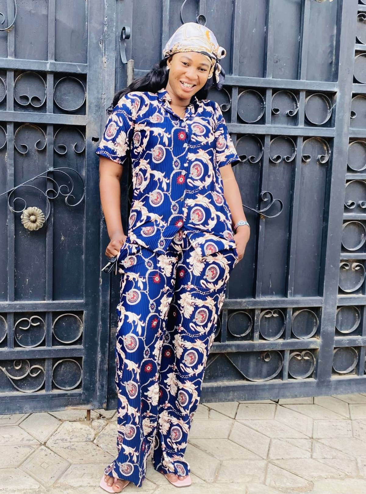 Good morning my Lekeeneighbors 🫶
Happy new week to you all💜
Let make the best out of this week💪...