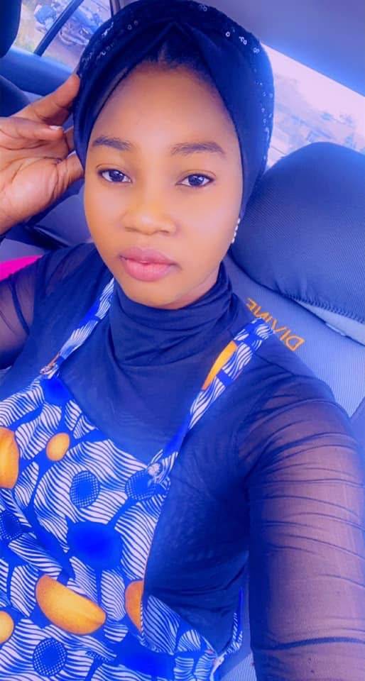 If you want to live a happy life tie it to a goal not people or things ๐
Happy last Sunday in Febru...