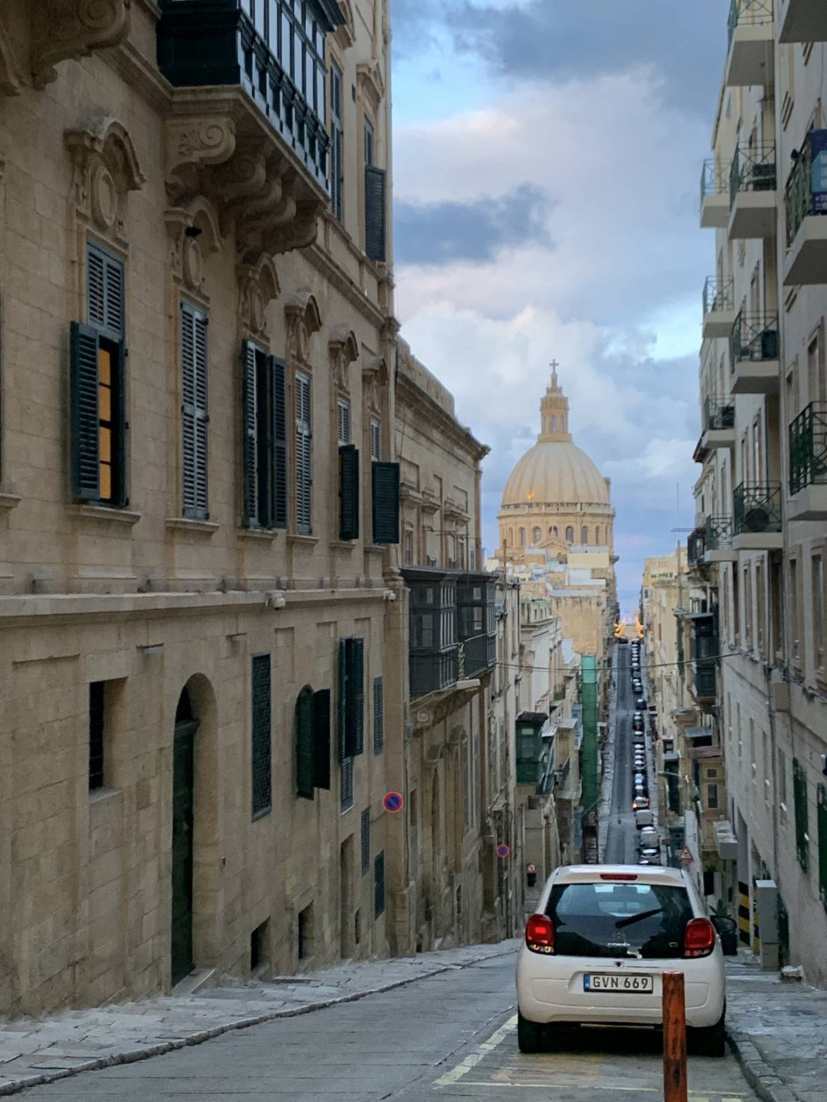 #Floriana