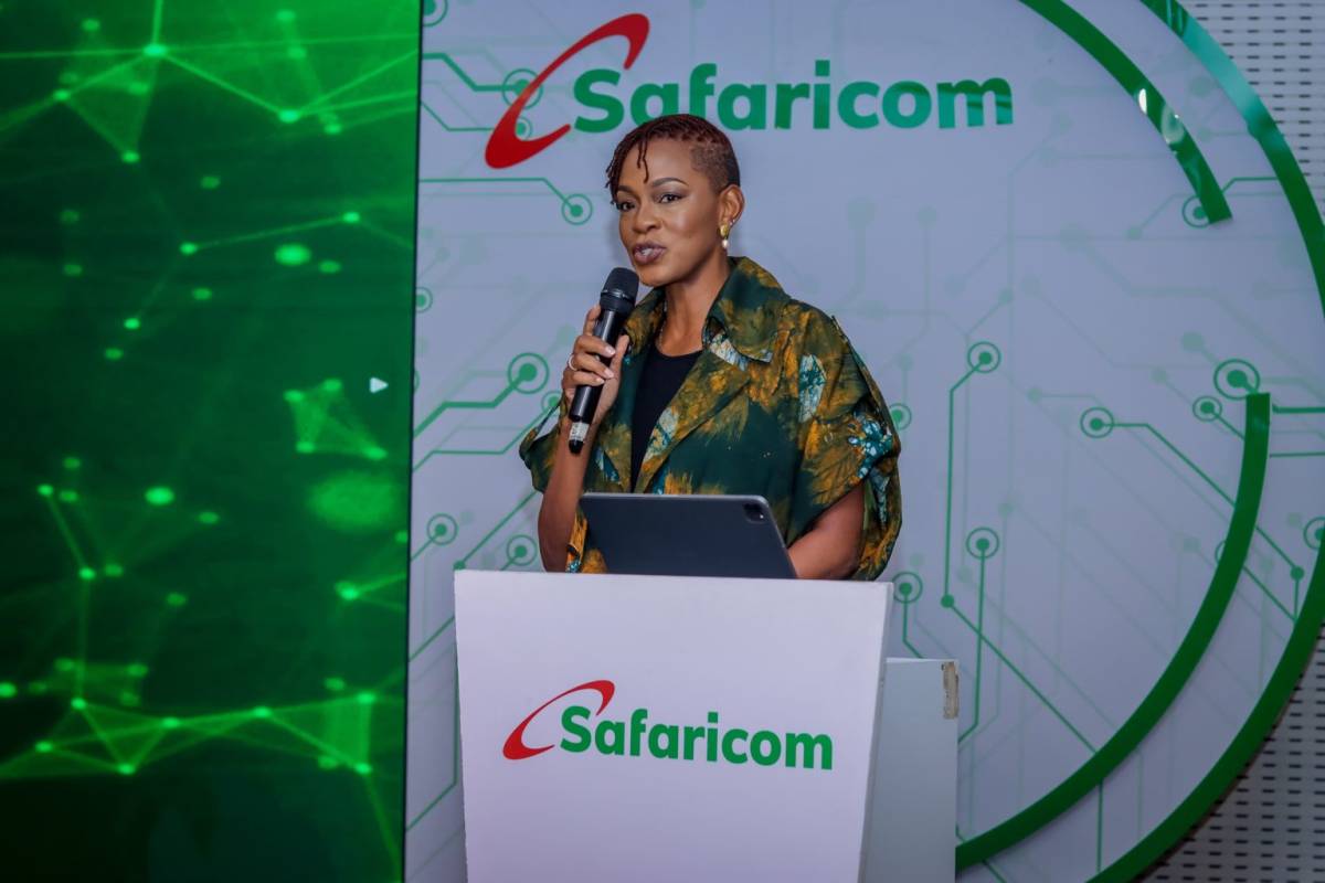 37 million transactions daily. All changing. ๐ฒ๐ฐ๐ช
Safaricom's M-PESA processes KES 118 billion every...