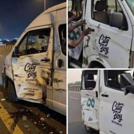 According to reports, some irate youths in Owerri attacked the city boys' buses.
#2027Elections