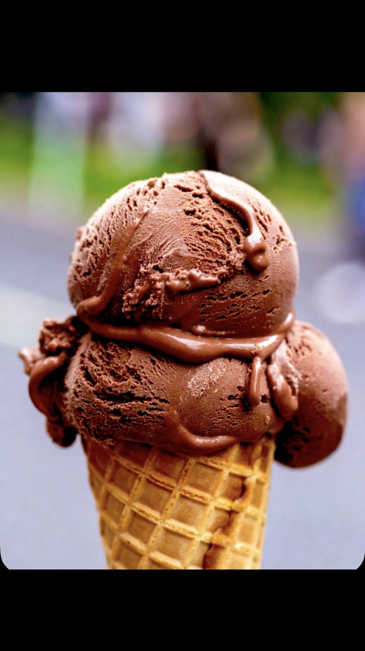 Am I the only one who is not really a fan
of chocolate flavored ice cream? ๐ฉ
