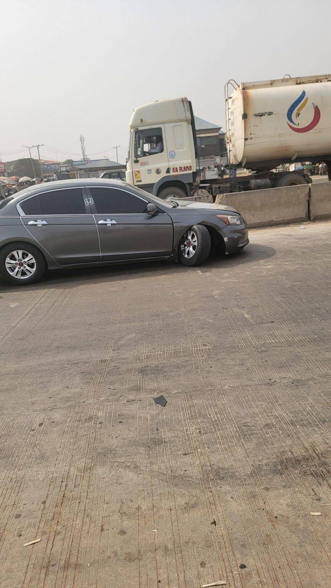 I was thinking they ended this problem when building this model🙄. Honda and leg problems na 5&6