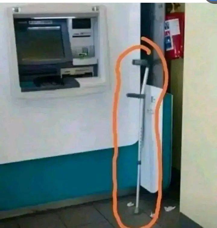 EACH DAY THAT PASSES I TRY TO FIGURE OUT WHAT REALLY HAPPENED HERE....SOMEBODY HELP ME THINK PLEASE